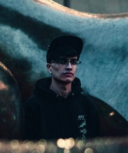 NIK P profile picture in NIK P b2b CLB B2B set