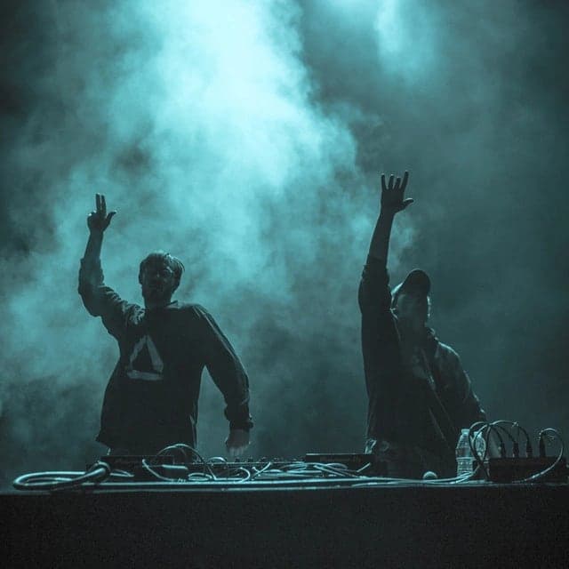 Crystal Skies profile picture