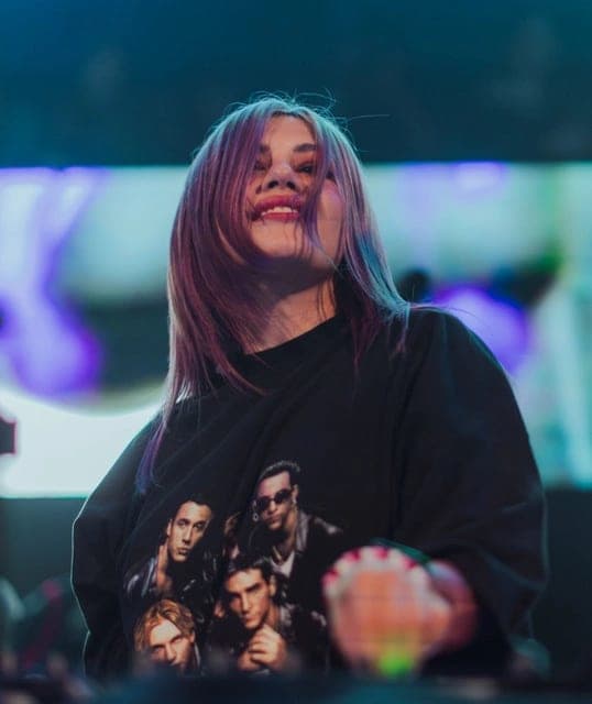 Jessica Audiffred profile picture in Jessica Audiffred b2b LAYZ B2B set