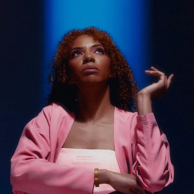 DJ Holographic profile picture